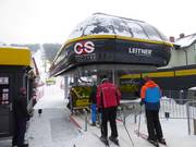 Szczyrk-Jaworzyna - 4-persoons hogesnelheidsstoeltjeslift (koppelbaar) met kap