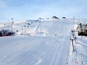 Uitzicht op de vers geprepareerde helling in de ochtend