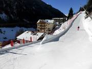 Accommodaties aan de dalafdaling