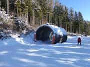 De Lella-tunnel op de dalafdaling