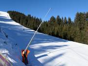 Sneeuwkanonnen in het skigebied Rangger Köpfl in Oberperfuss