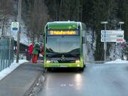 Skibus bij de Nebelhornbahn in Oberstdorf