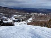 Piste Superstar met uitzicht op de K-1 Lodge