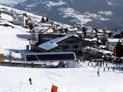 Hotel Pellas direct aan het dalstation Vella