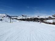 Gemakkelijke en brede piste op Dollar Mountain in Sun Valley