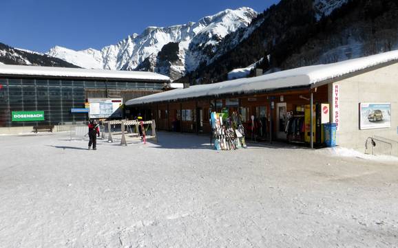 Glarus: netheid van de skigebieden – Netheid Elm im Sernftal