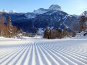 Vers vers geprepareerde piste in het skigebied Loser