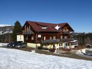 Hotel/Pension Stoichart direct aan de piste