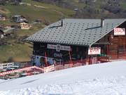 Bar La Ferme de Zecon net boven het dalstation in Flumet Les Evettes.