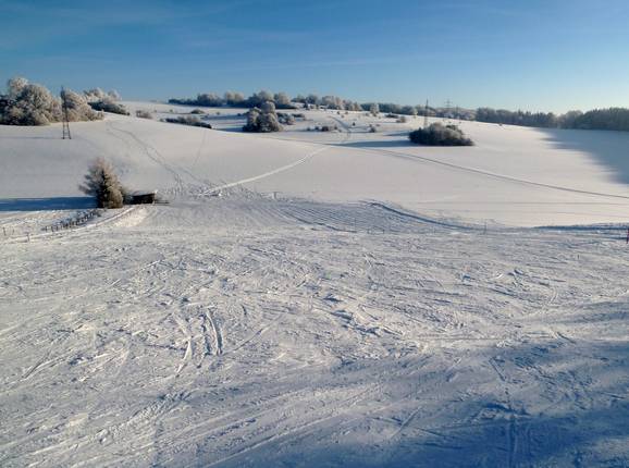 Uitzicht op de lichte piste