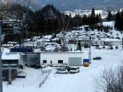 Campingplaats bij het dalstation