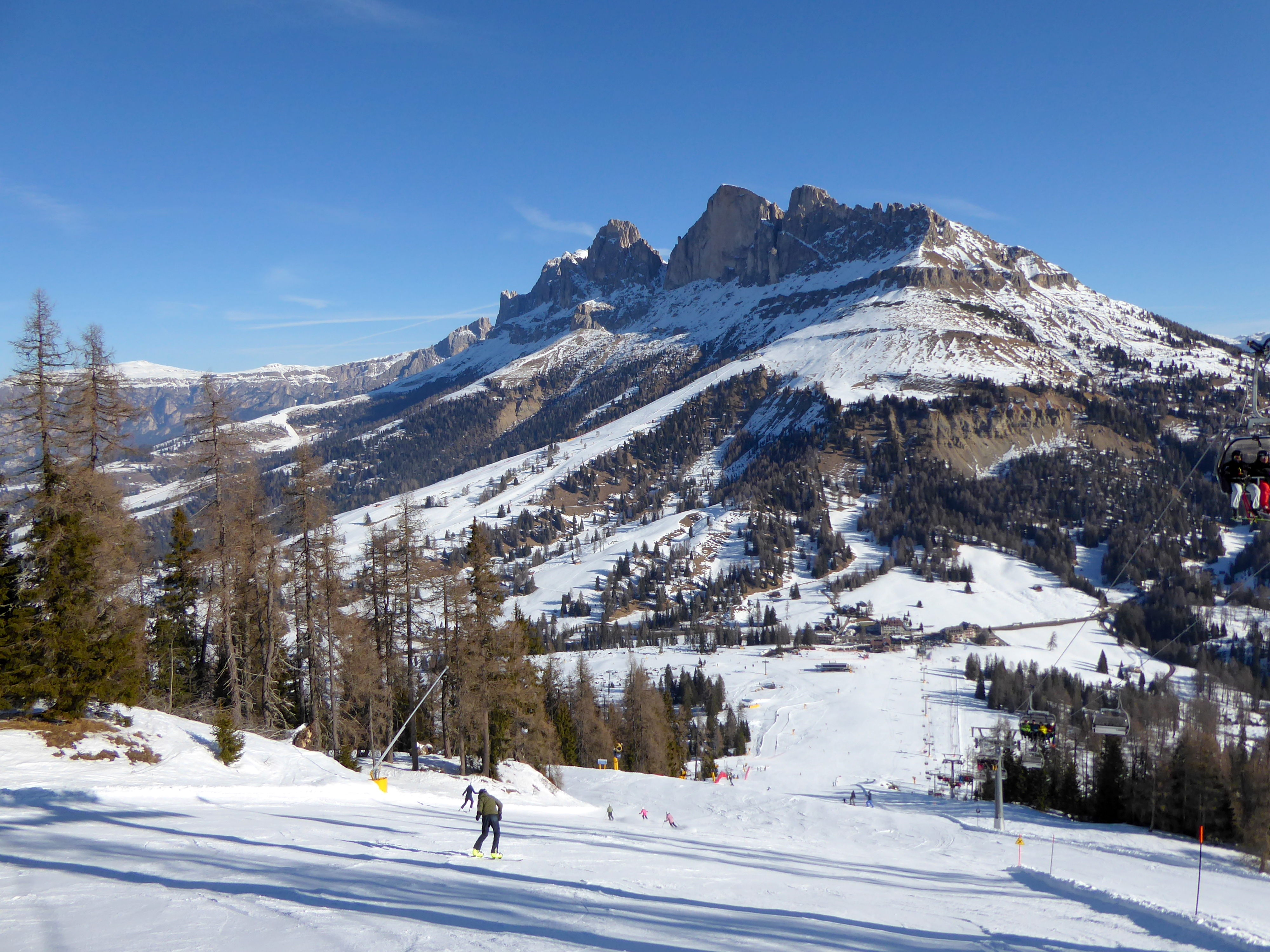 Beelden van het skigebied Carezza