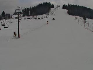 KOZINIEC SKI - widok na kolej i orczyk